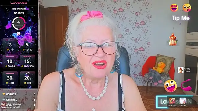 Maya_Mayflower webcam