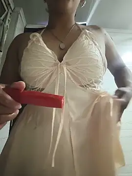 Fox_Roxxan webcam