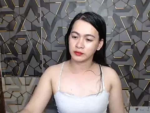 ur_asianpretty webcam