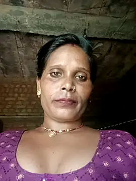 cute_diya_12 live cam