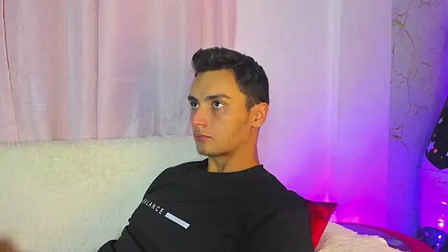 andrewevans46 webcam