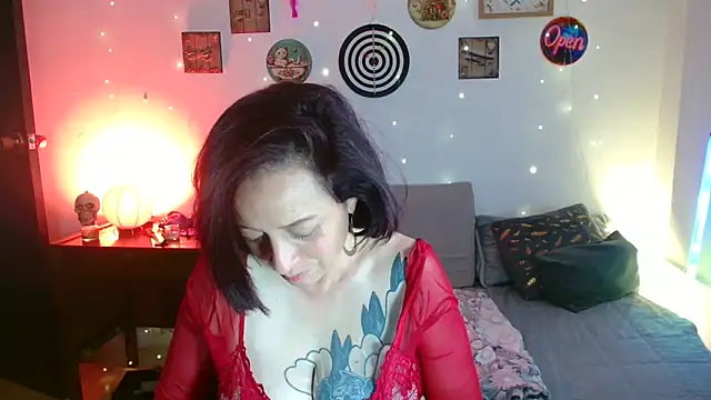 Katicalatinmilf
