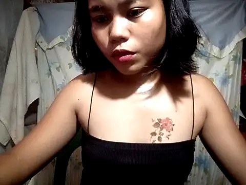 shy_asianluna22 webcam