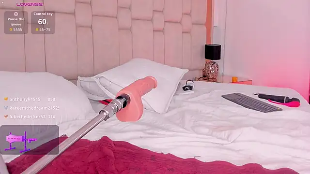 Iele - Trans webcam sex chat