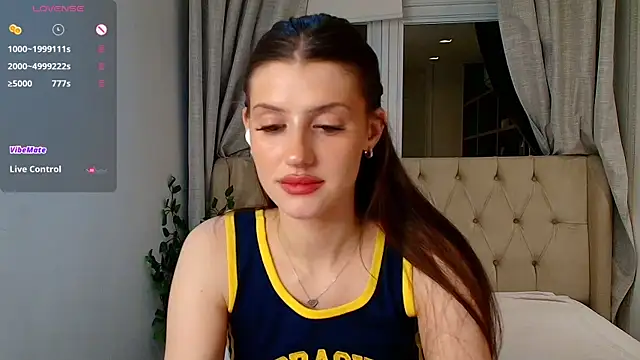 Skinny_Alice webcam