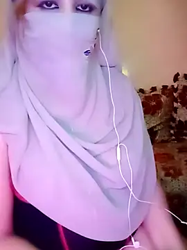 Naughty-Yousra webcam