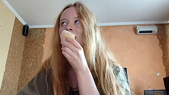 KateVibe_01 webcam