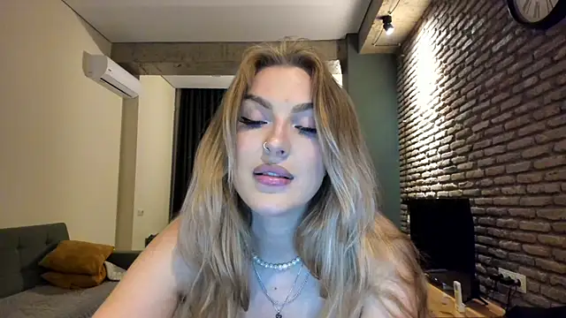 fifteenpoem webcam