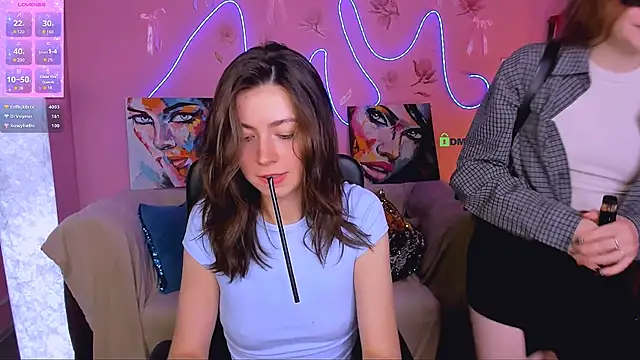 veronica_bubble webcam