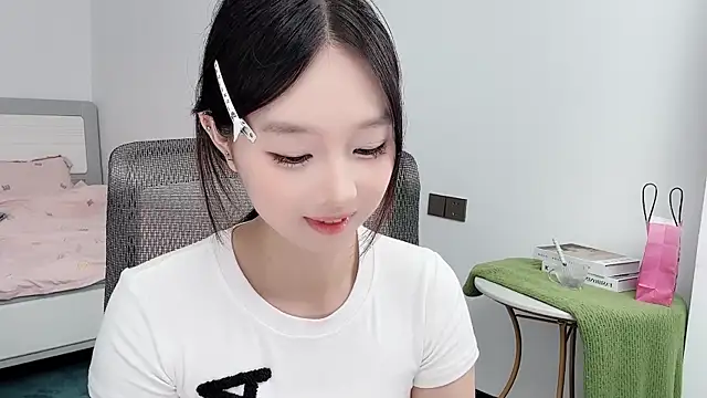 Yoyo33355 webcam