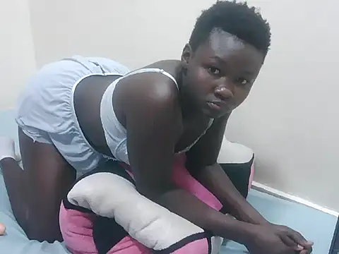 darkbeuty01 webcam