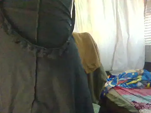 miyalicious webcam