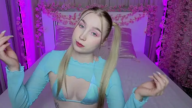 LilyStarlight webcam