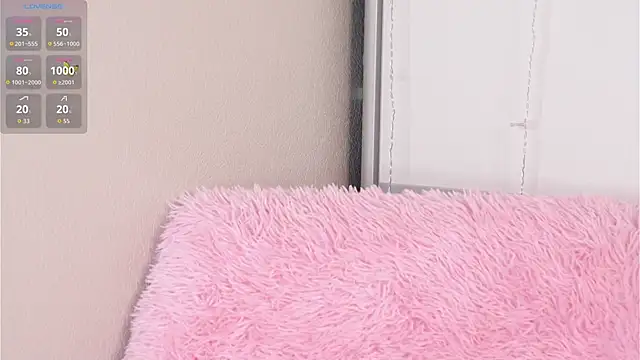 CherlyGuss live cam