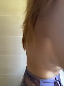 okgirl_23 (F milf) - 户外全身真空一小时