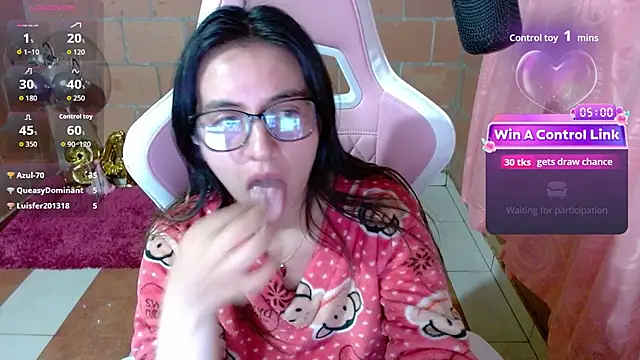 Maggie_Fox3 live cam on StripChat