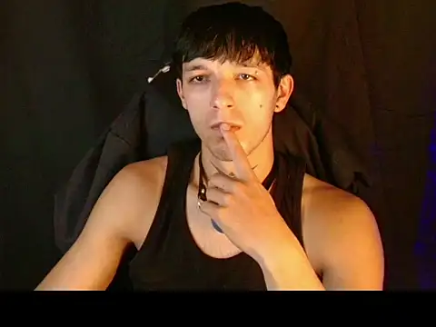 dark_men1 webcam