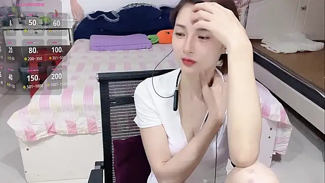 miaomiao-99 webcam