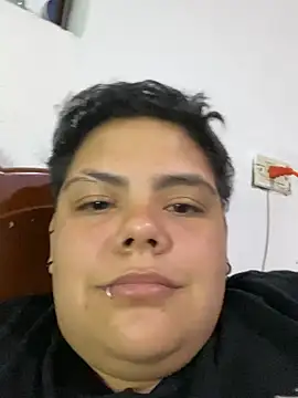 Hailey_Curvy live cam