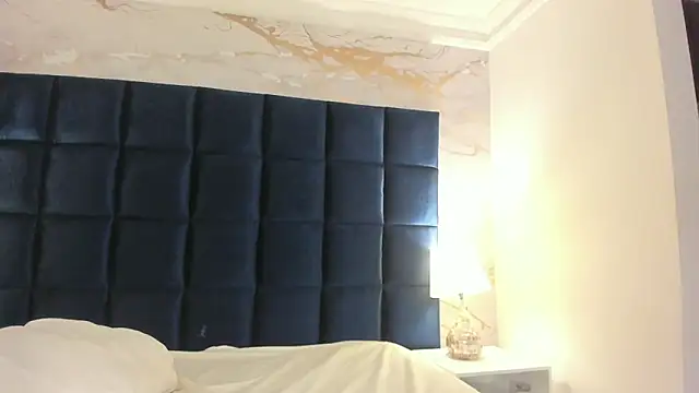 EmmaJhoons webcam