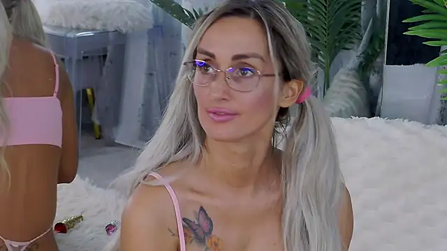 IsabelleEthan webcam