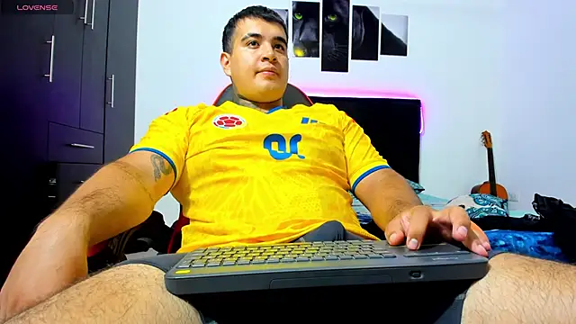 thiago__cp01 live cam on StripChat