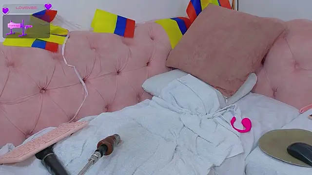 Ashley_Jonness_ live sex cam