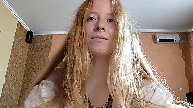 KateVibe_01 webcam