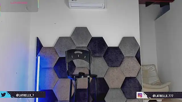 Latrellx7 webcam