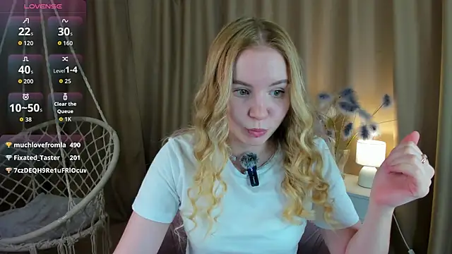 Linda__Bloom webcam