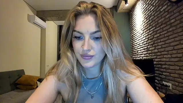 fifteenpoem webcam