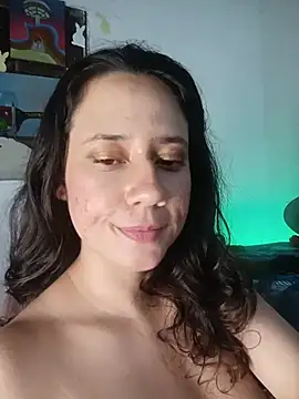 lovely_kitt live cam