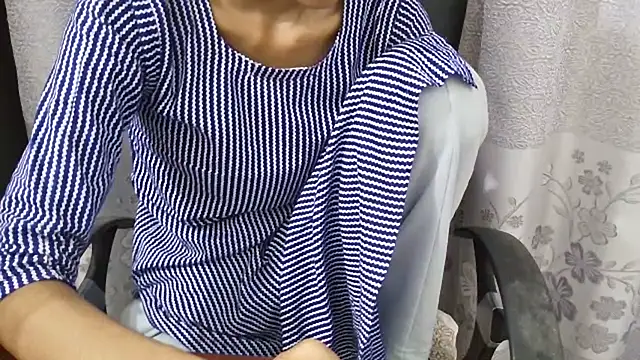 Shiuli_b webcam