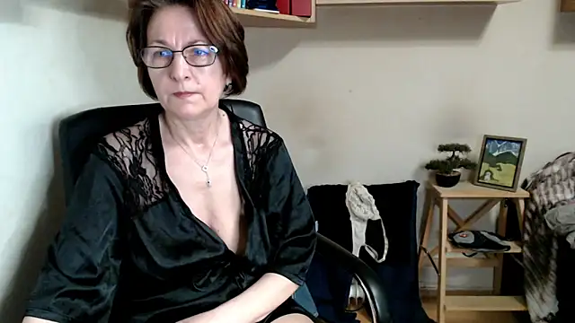 katemodel webcam