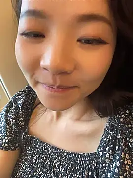 xiaochengzi505 live cam on StripChat