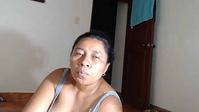 adrixxx38 webcam