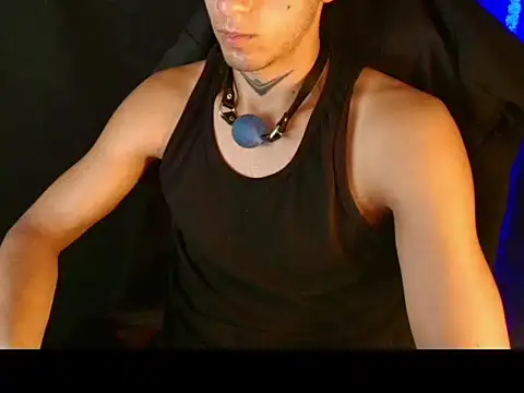 dark_men1 webcam