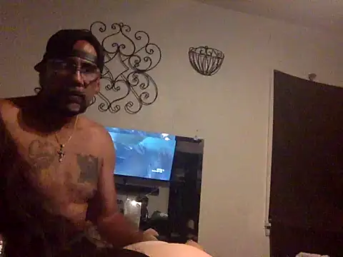 KinkCave12