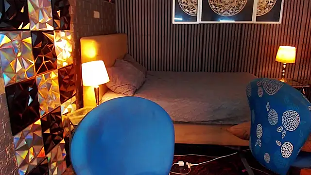 lhexiecollins live cam on StripChat