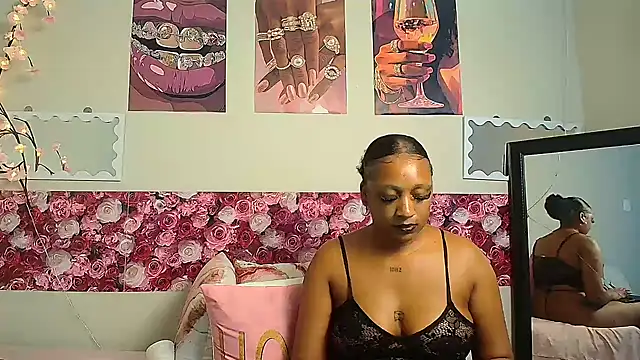 EnchantingLisa