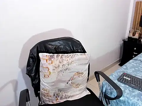 Pauline_Fox