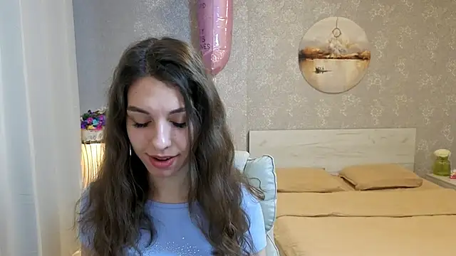 KellyShines live cam on StripChat