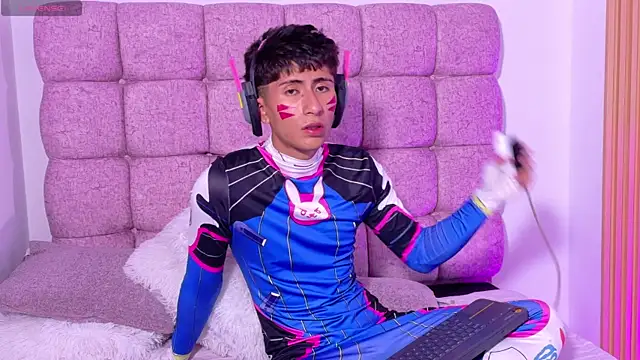 AndyJustgame_ webcam