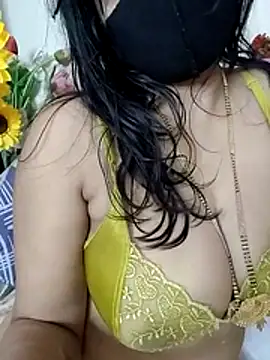 kaamuk_shweta webcam