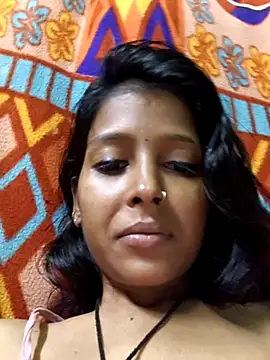 Gud_girl_Nilu webcam