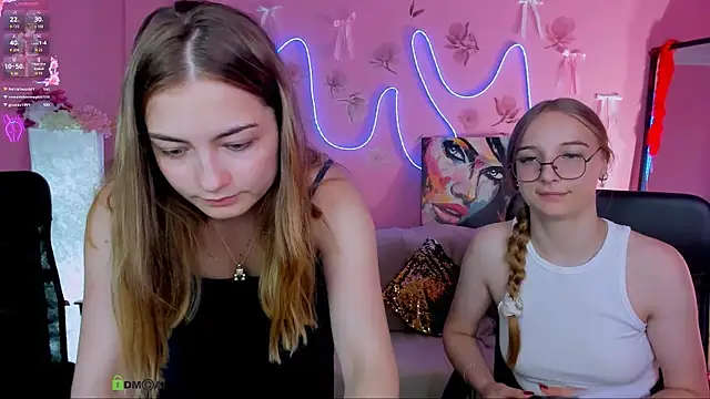 baby_hotte (Ask my age) - flash boobs