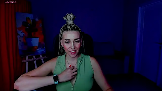 MonicaRiley webcam