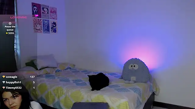 NicoRobin7 webcam