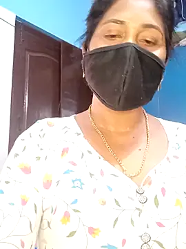 tamil_sarah webcam