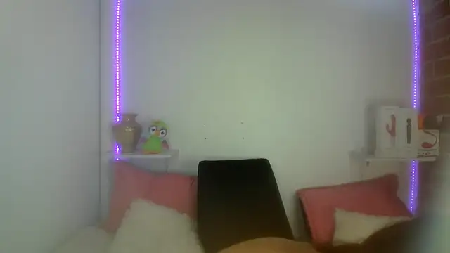 rukminilatin webcam